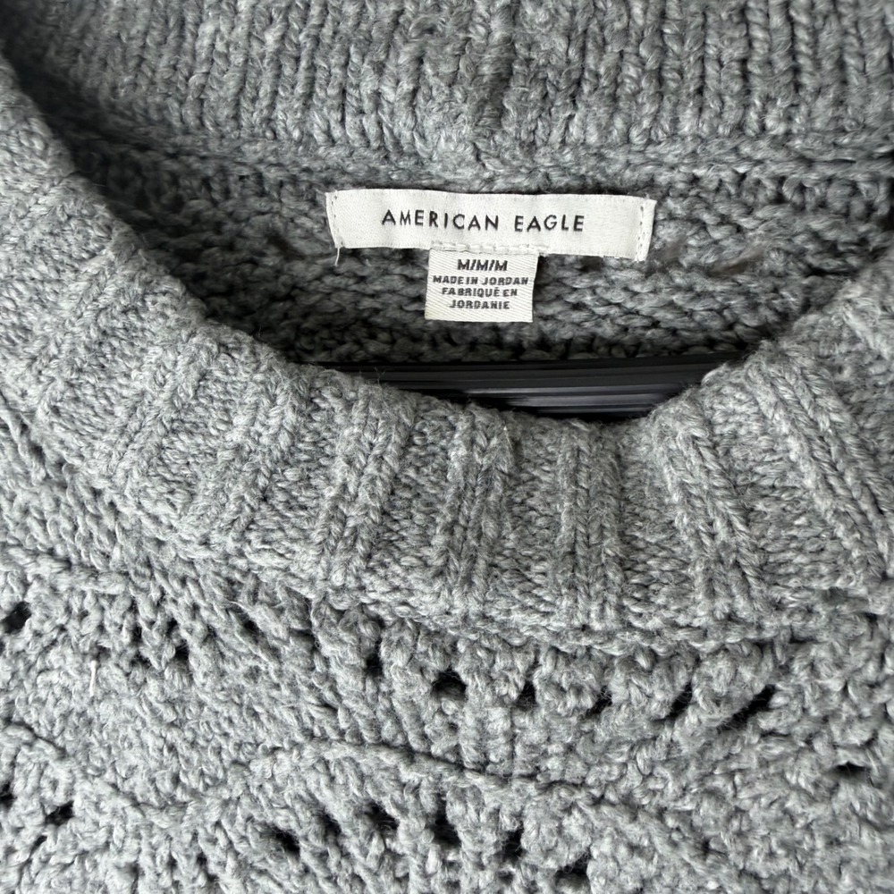 American Eagle Gray Pointelle Knit Crewneck Sweater Women Medium Scalloped Boho - Picture 2 of 4
